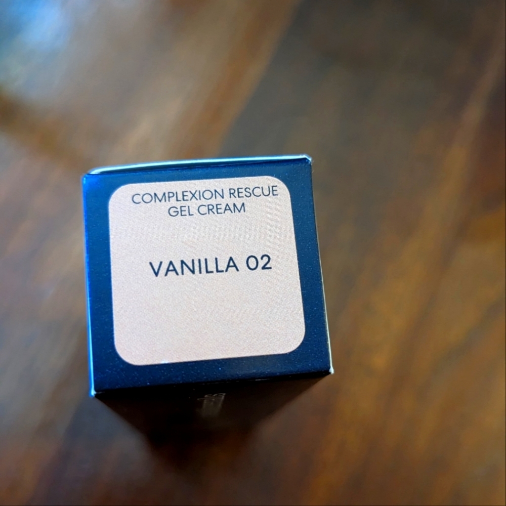 Bare minerals Complexion Rescue Gel Cream SPF30 in Vanilla